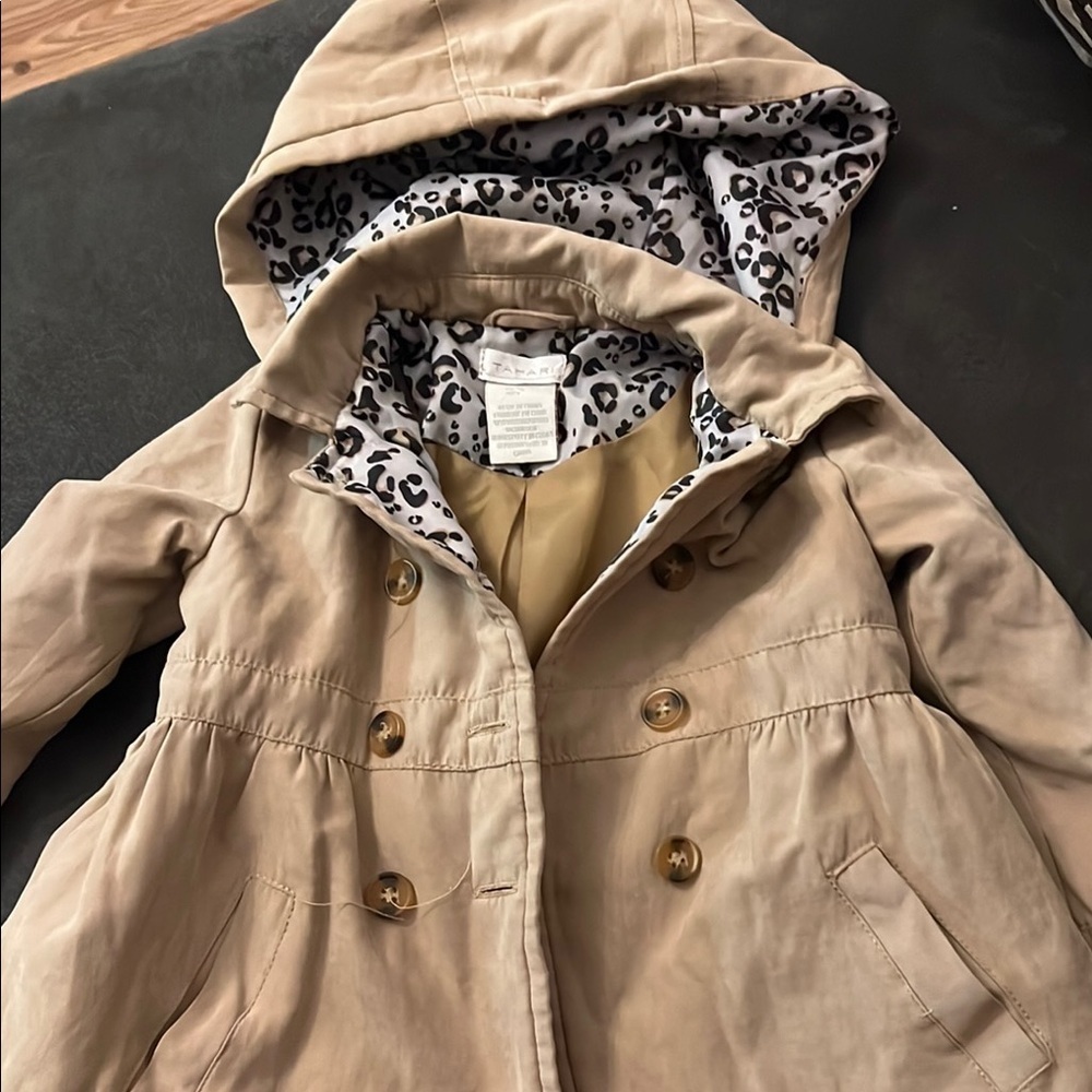 Stylish Tan Kids Jacket with Leopard Lining
